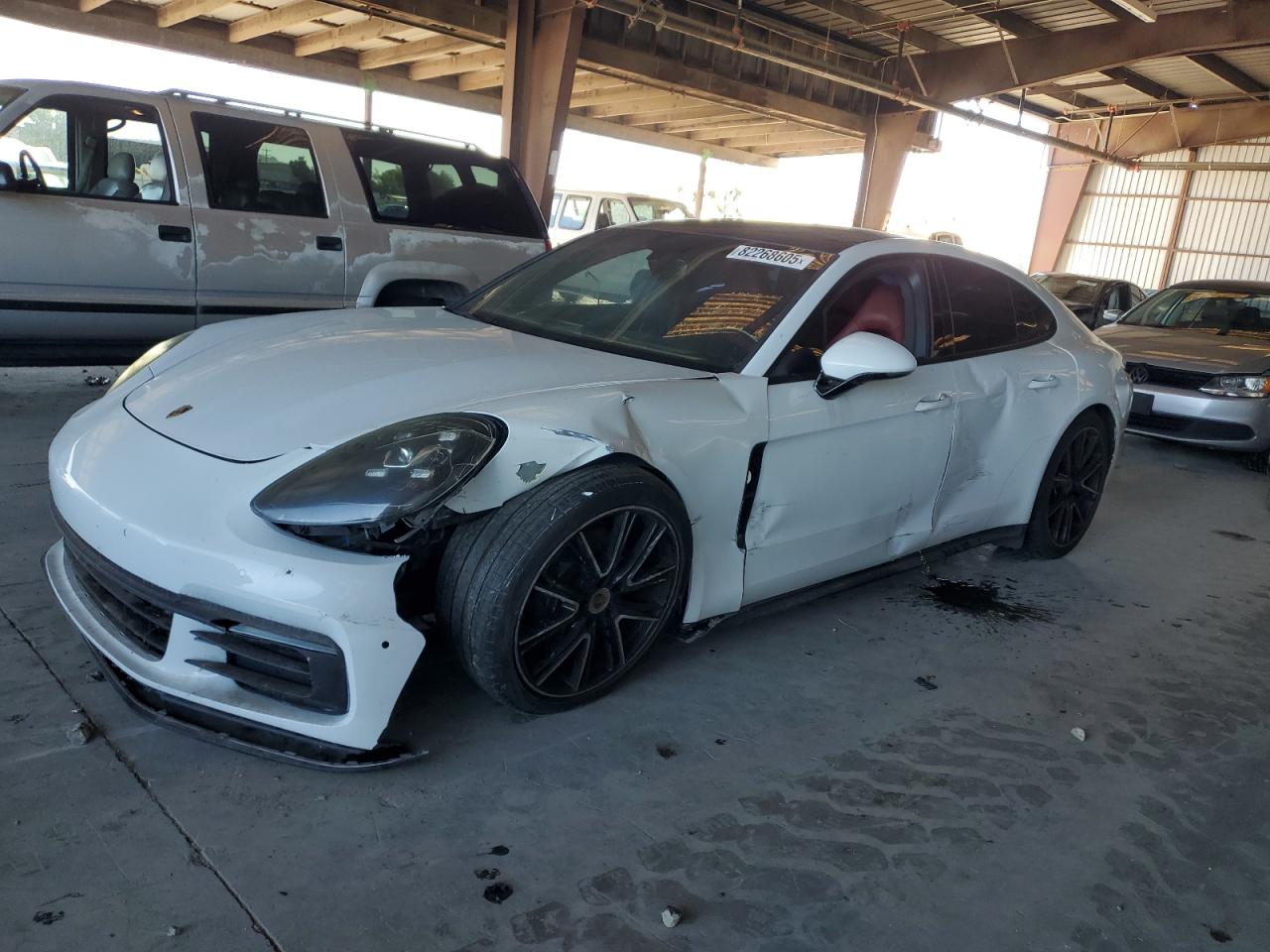 2018 Porsche Panamera 4