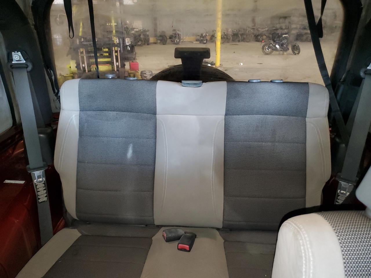 2007 Jeep Wrangler X VIN: 1J4FA24117L136761 Lot: 85698685