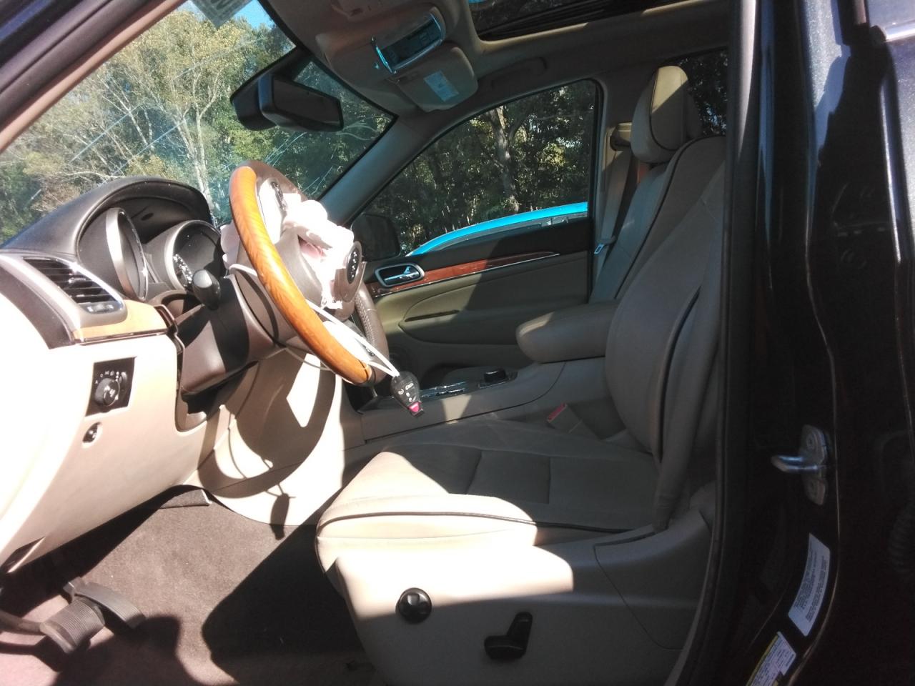 2013 Jeep Grand Cherokee Overland VIN: 1C4RJFCG7DC523536 Lot: 69835135