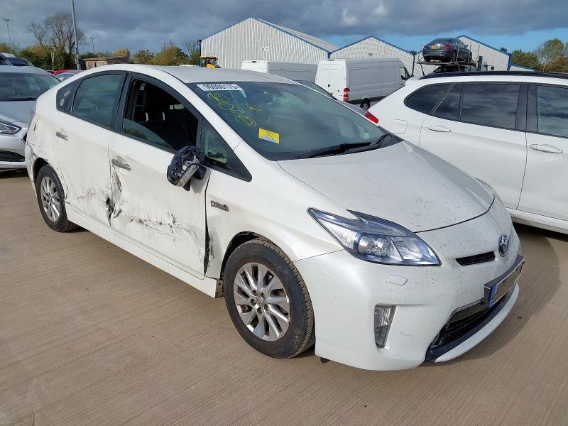 2015 TOYOTA PRIUS 1.8 VVTI PLUG-IN 5DR CVT AUTO