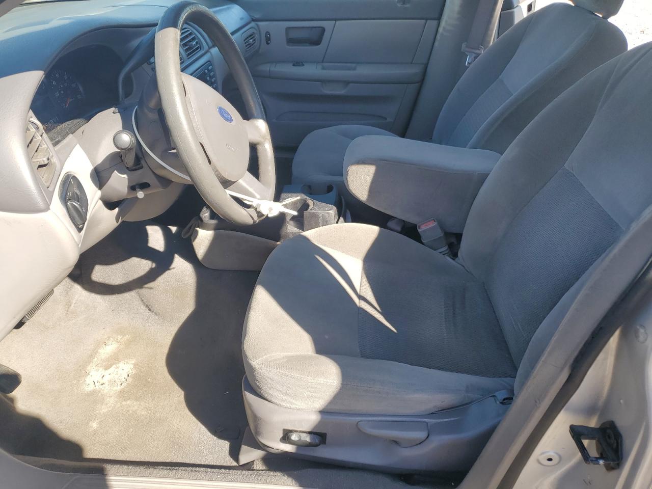 2006 Ford Taurus Se VIN: 1FAHP53256A175894 Lot: 90580675