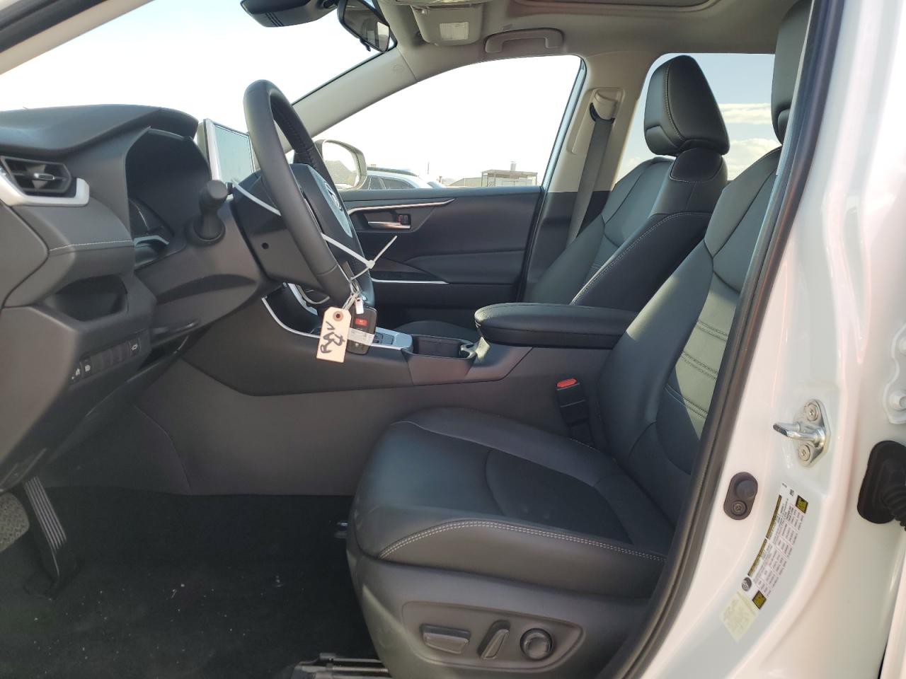 2025 Toyota Rav4 Xle Premium VIN: 2T3C1RFVXSW417805 Lot: 84954325