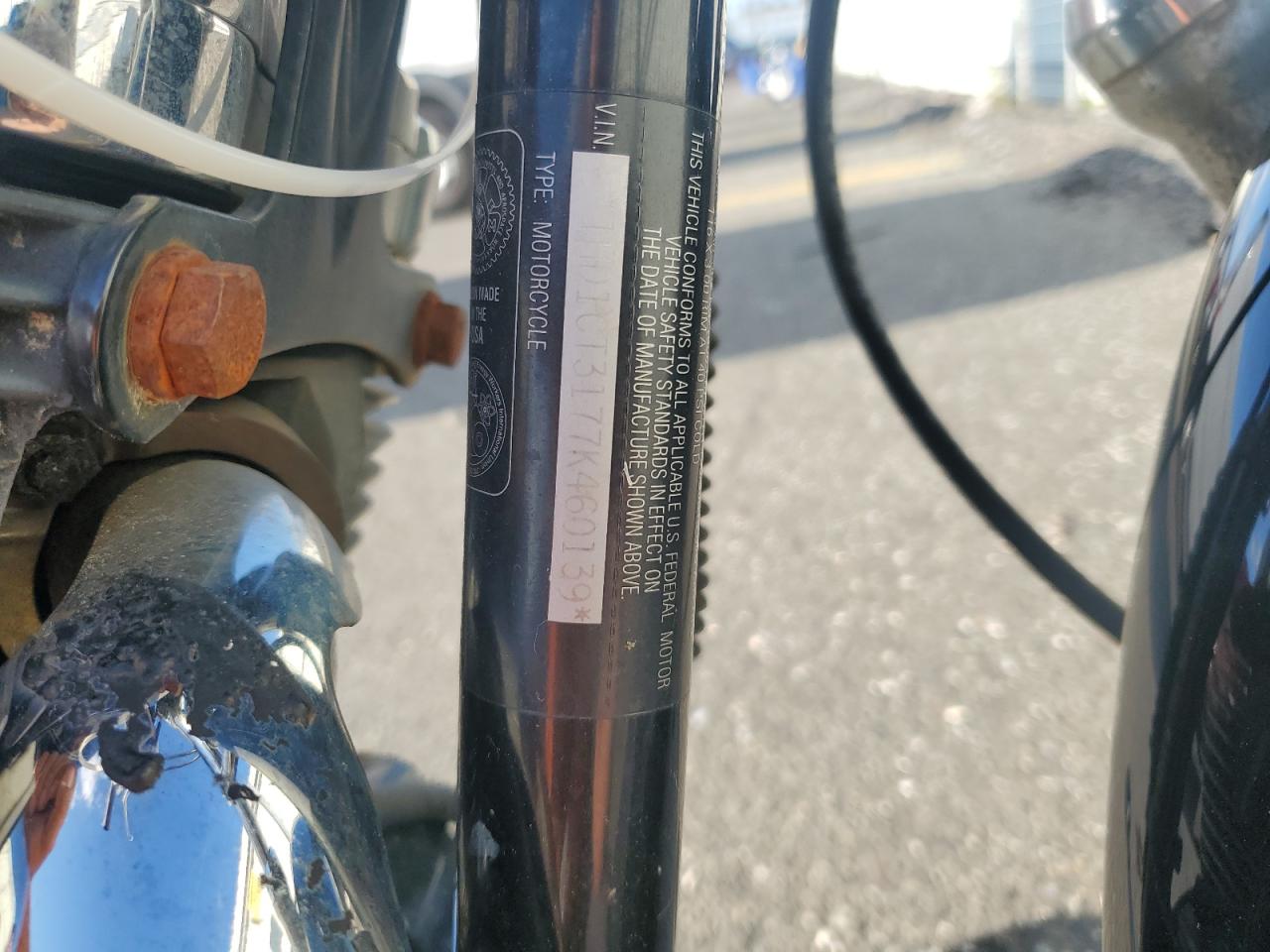 2007 Harley-Davidson Xl1200 C VIN: 1HD1CT3177K460139 Lot: 82365285