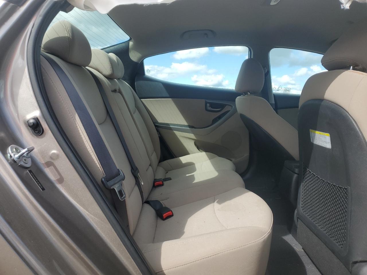 2015 Hyundai Elantra Se VIN: 5NPDH4AE9FH636634 Lot: 86116005