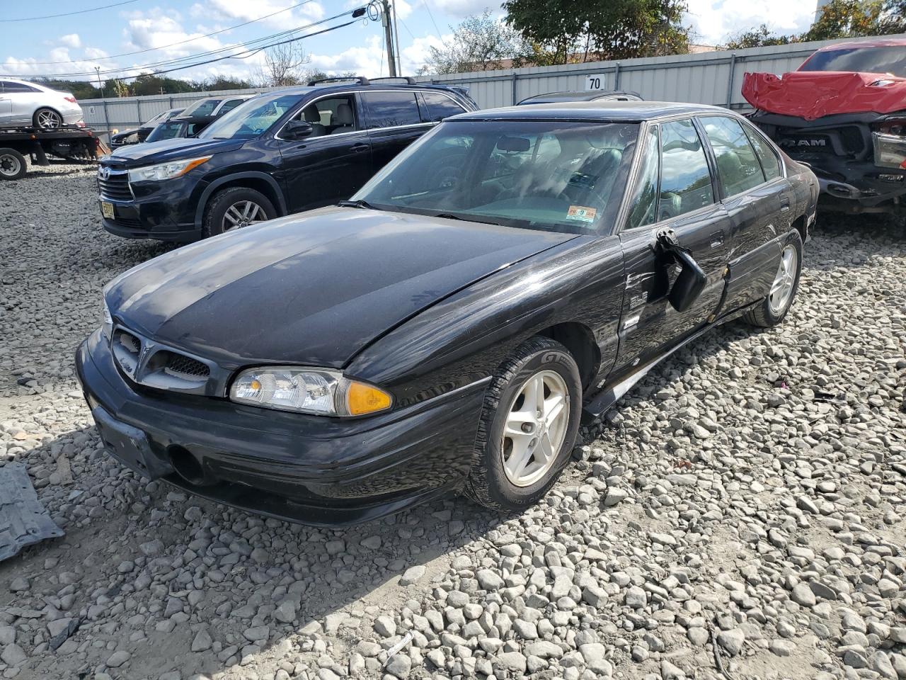1999 Pontiac Bonneville Se