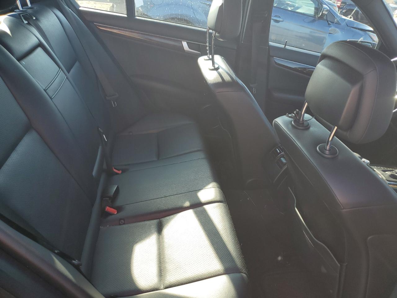2012 Mercedes-Benz C 300 4Matic VIN: WDDGF8BB8CA639161 Lot: 86429205