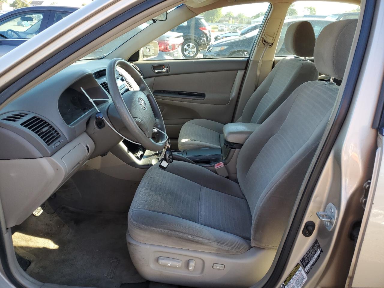 2005 Toyota Camry Le VIN: 4T1BE32K05U522228 Lot: 81995035