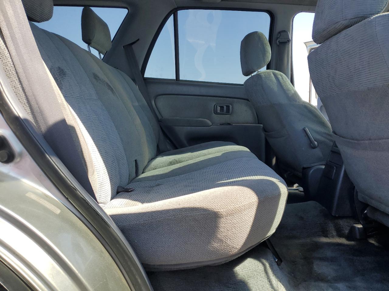 2000 Toyota 4Runner Sr5 VIN: JT3GN86R6Y0157200 Lot: 85734265