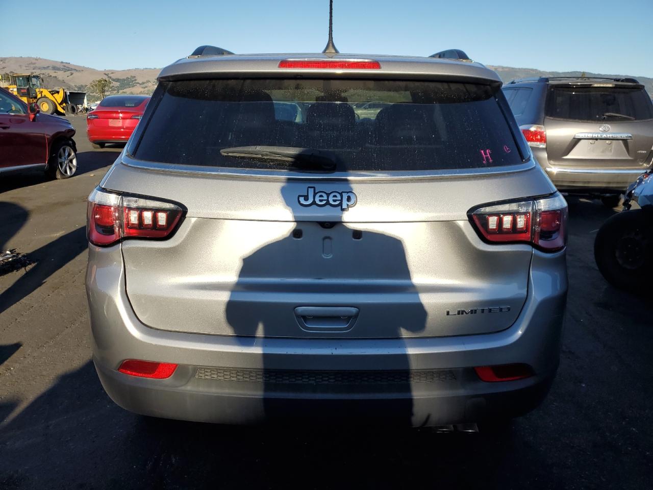 2019 Jeep Compass Limited VIN: 3C4NJCCB0KT670817 Lot: 85393485