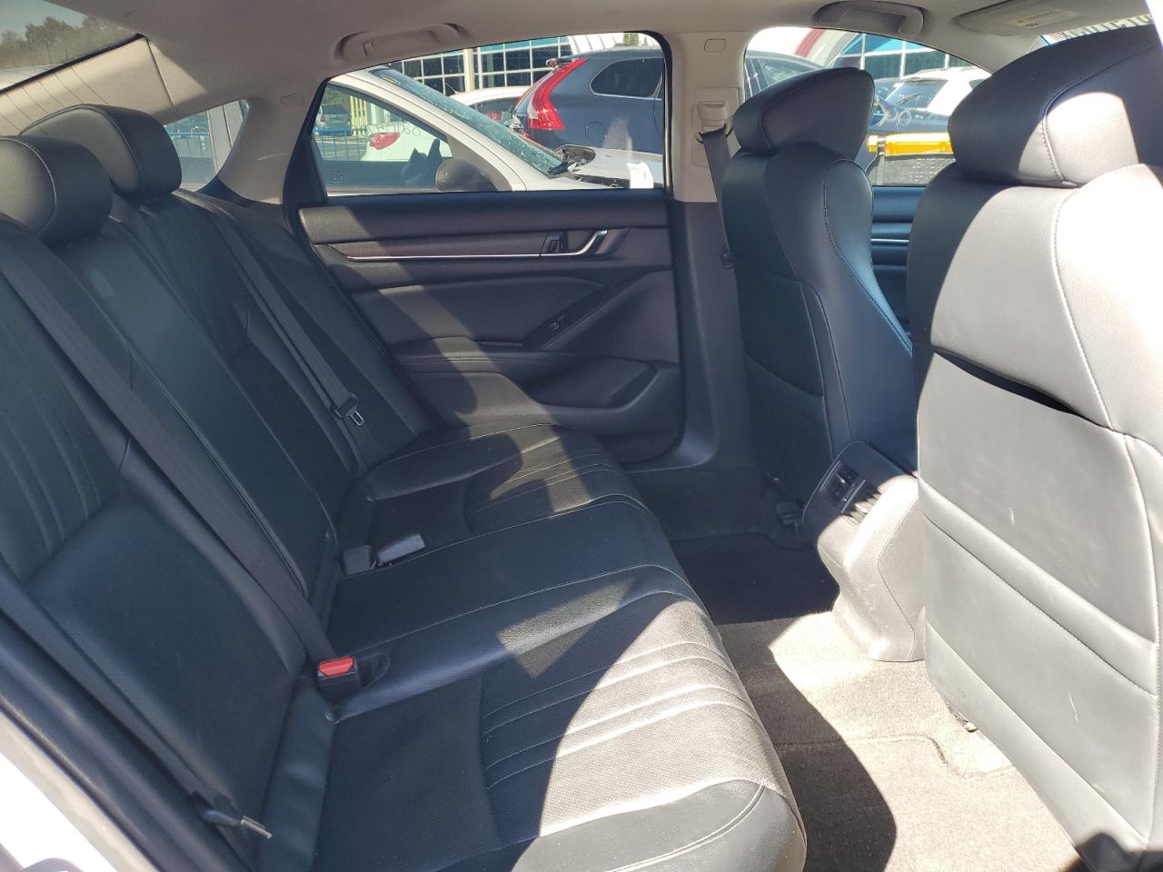 2018 Honda Accord Exl VIN: 1HGCV2F56JA011708 Lot: 84879705