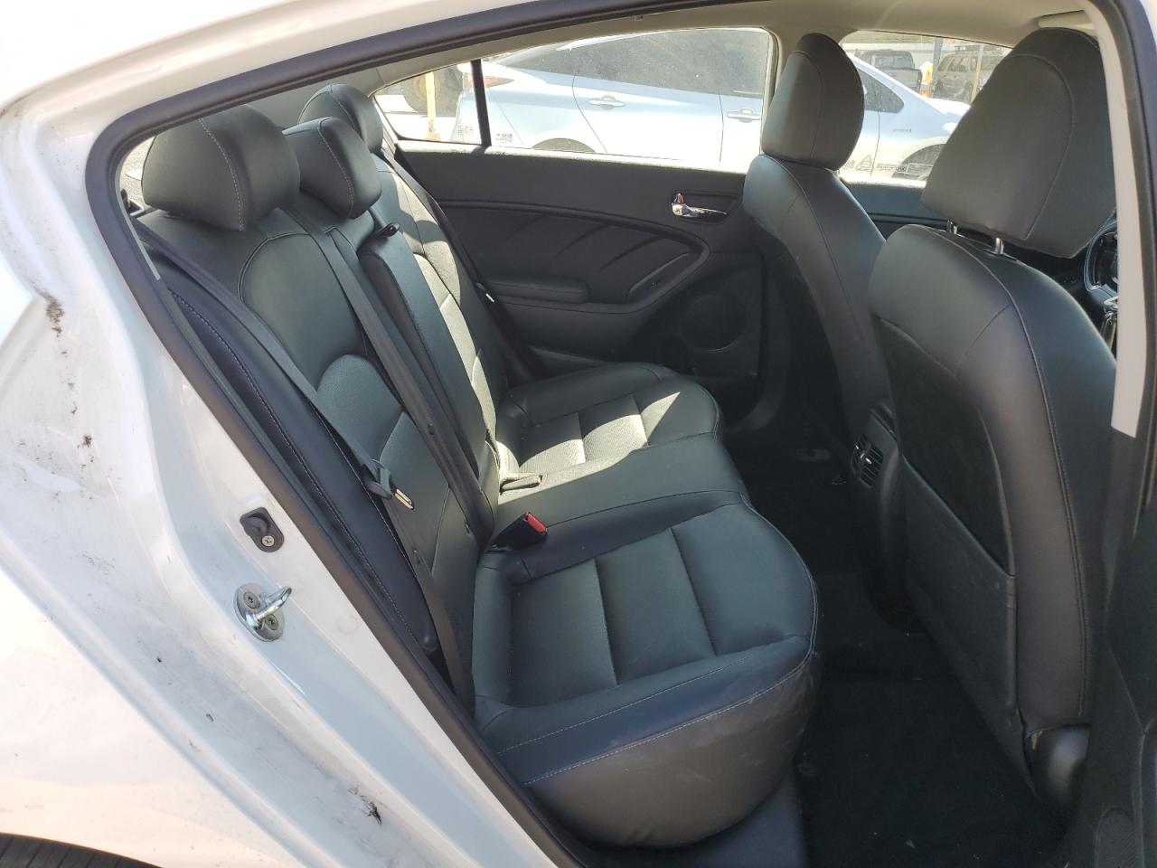 2018 Kia Forte Ex VIN: 3KPFN4A83JE188576 Lot: 84972375