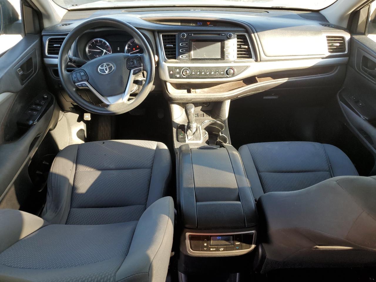 2015 Toyota Highlander Le VIN: 5TDZKRFH4FS072361 Lot: 82431065