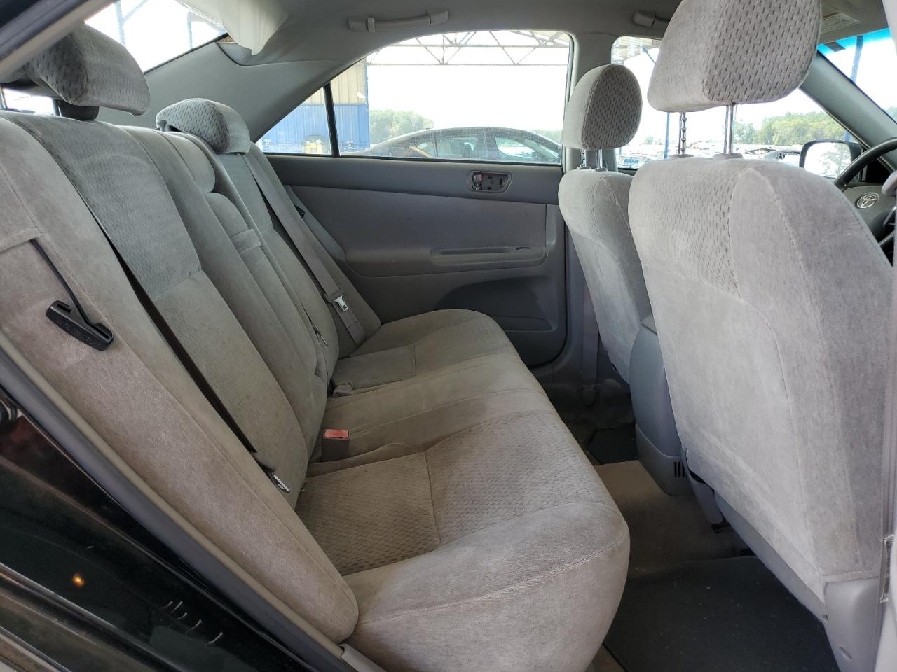 2002 Toyota Camry Le VIN: 4T1BE32K42U088097 Lot: 84702205