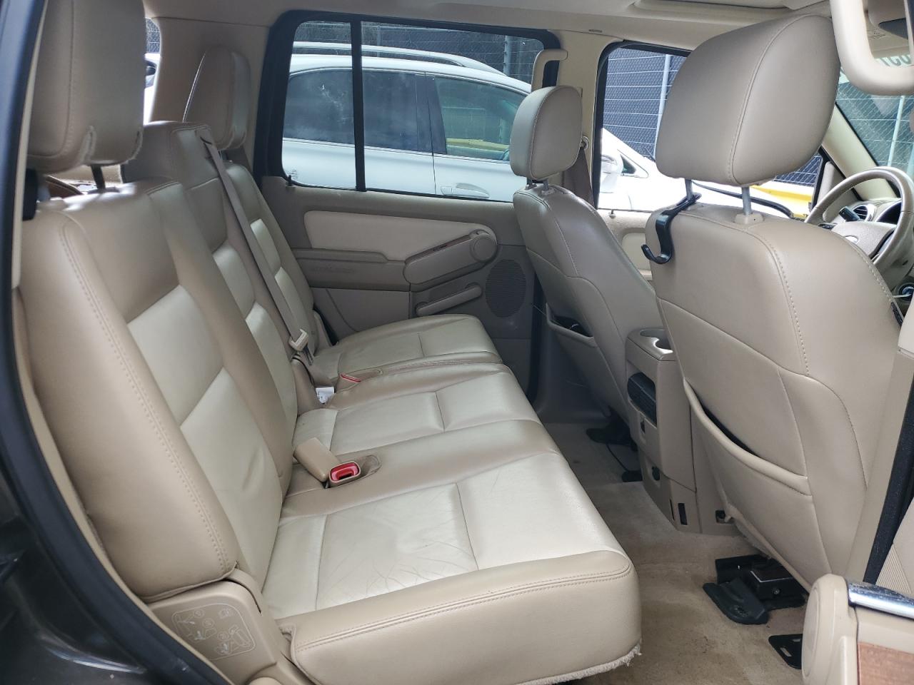 2007 Ford Explorer Eddie Bauer VIN: 1FMEU74847UA87239 Lot: 85746535
