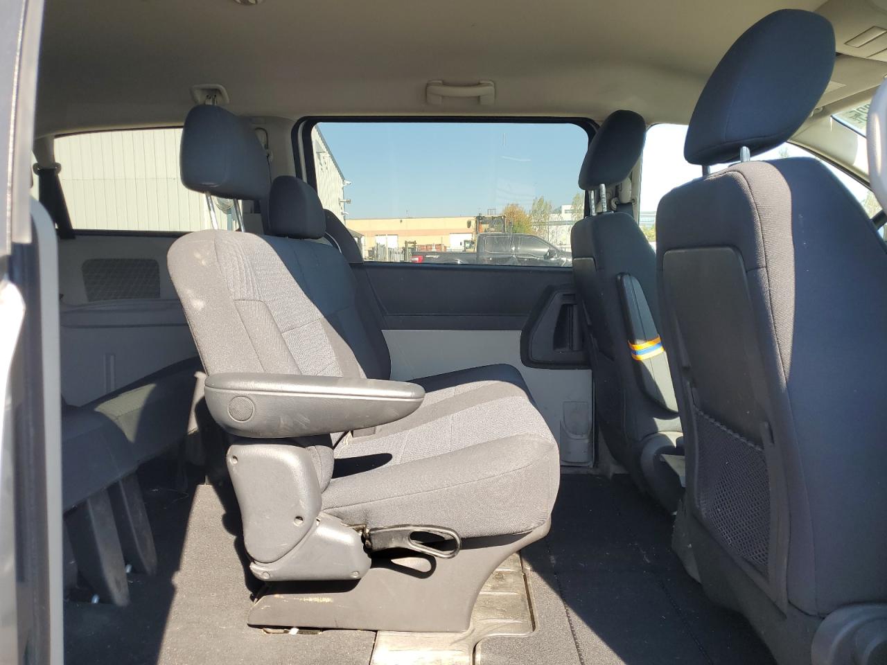 2010 Dodge Grand Caravan Se VIN: 2D4RN4DE3AR130371 Lot: 85340825