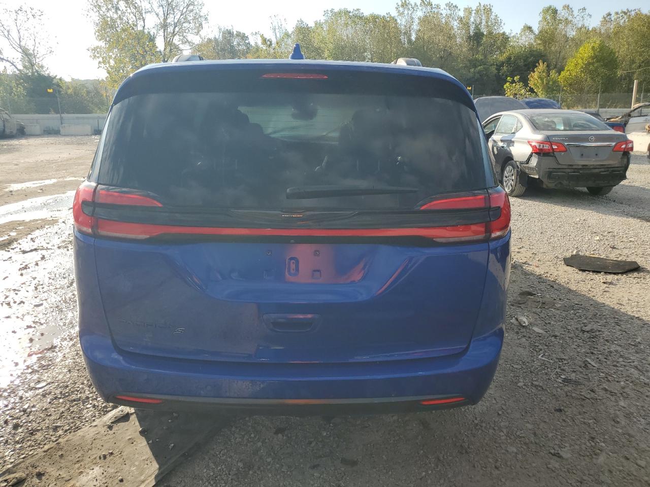 2021 Chrysler Pacifica Touring VIN: 2C4RC1FG4MR589557 Lot: 84550085