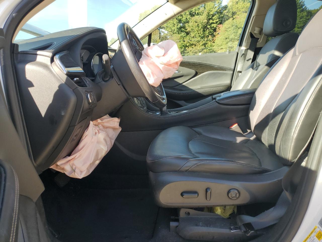 2018 Buick Envision Essence VIN: LRBFX1SA4JD057036 Lot: 85167695