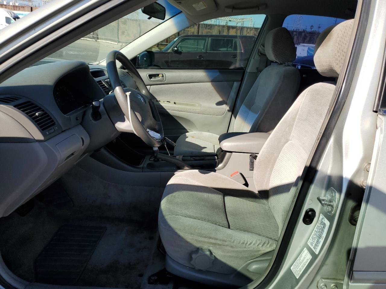 2003 Toyota Camry Le VIN: 4T1BE32K33U148727 Lot: 86108185