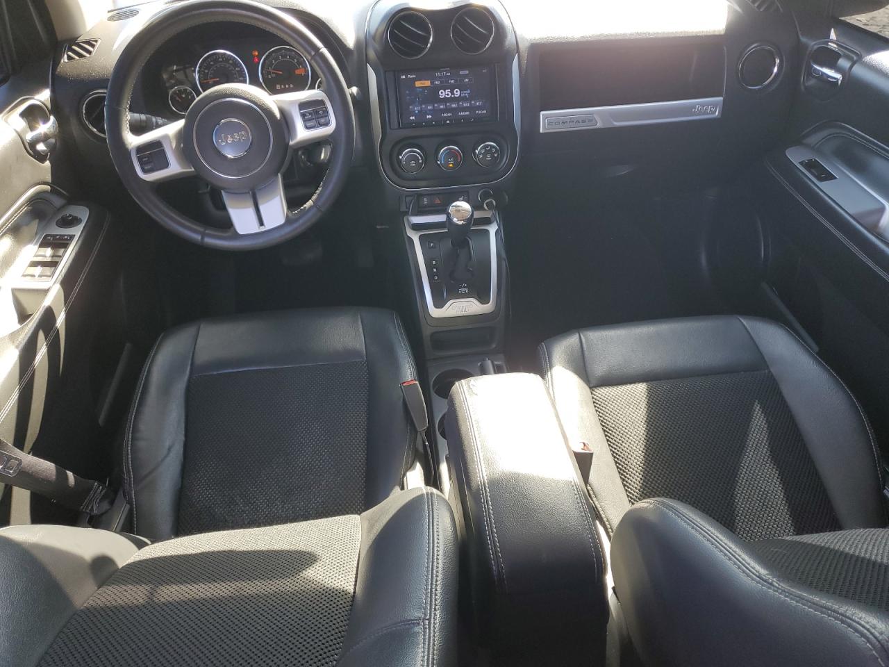 2016 Jeep Compass Latitude VIN: 1C4NJDEB6GD587831 Lot: 82391285