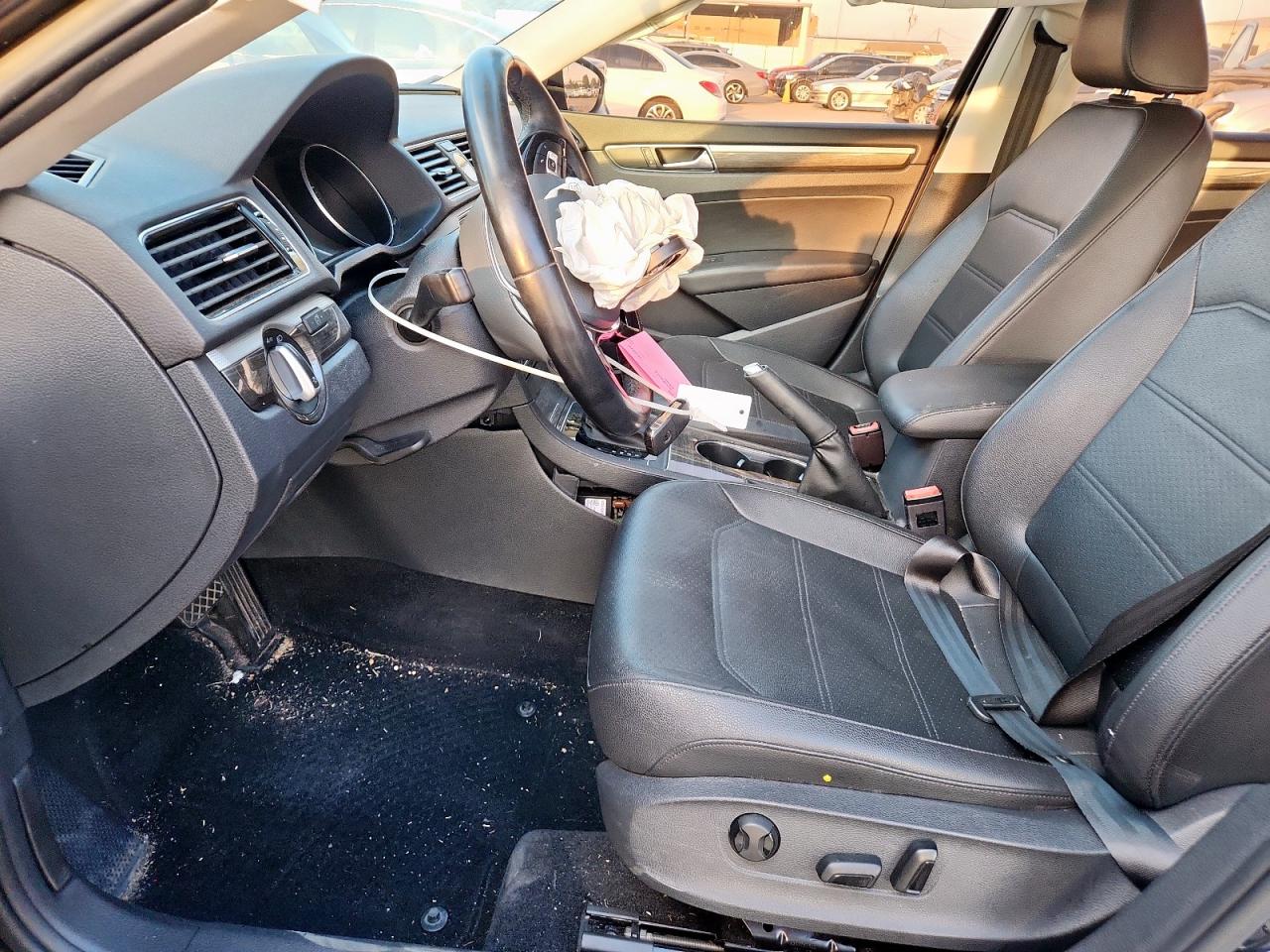 2017 Volkswagen Passat Se VIN: 1VWBT7A39HC027867 Lot: 82285205