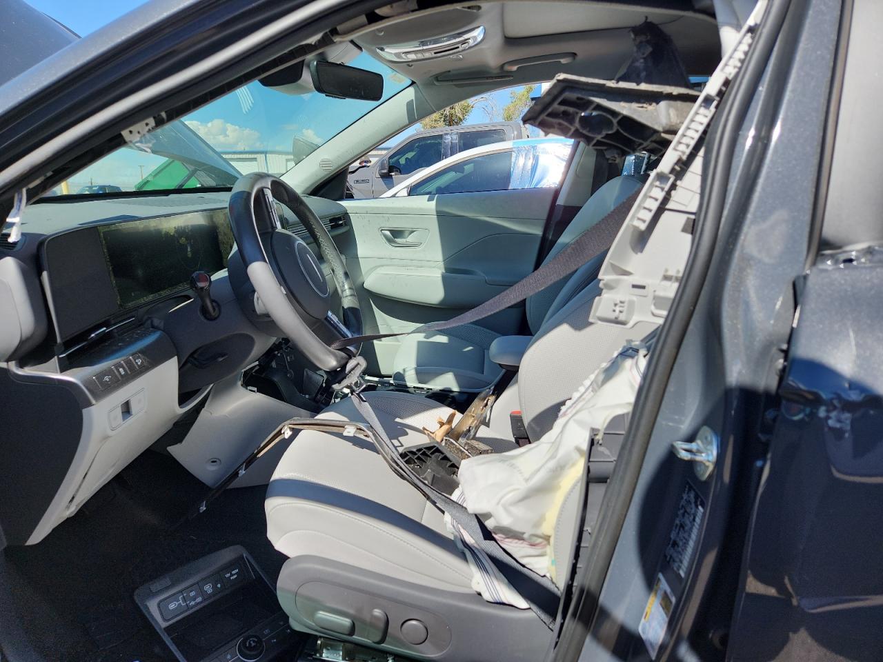 2024 Hyundai Kona Limited VIN: KM8HECA31RU141370 Lot: 81984745