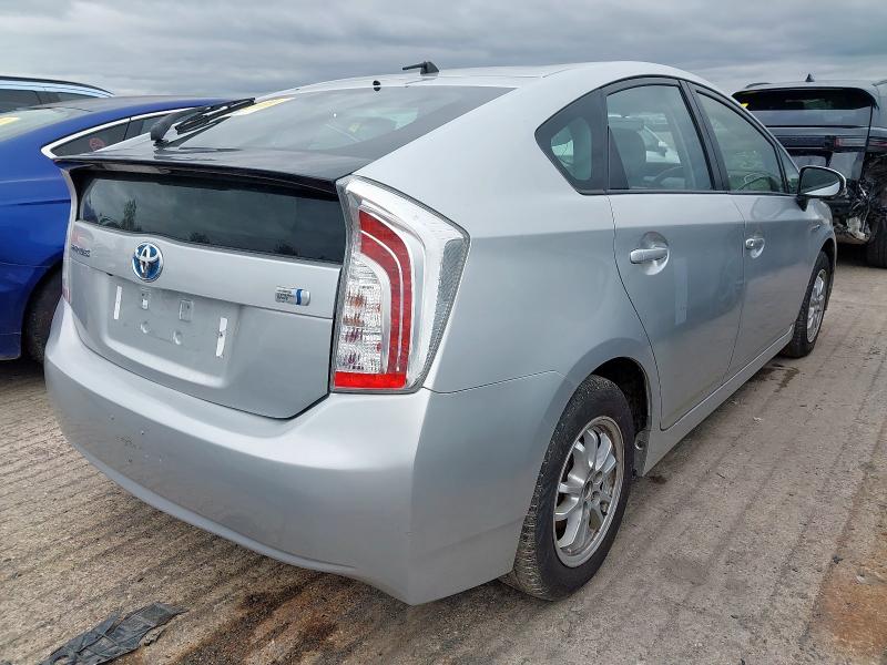 2015 TOYOTA PRIUS HYBRID 