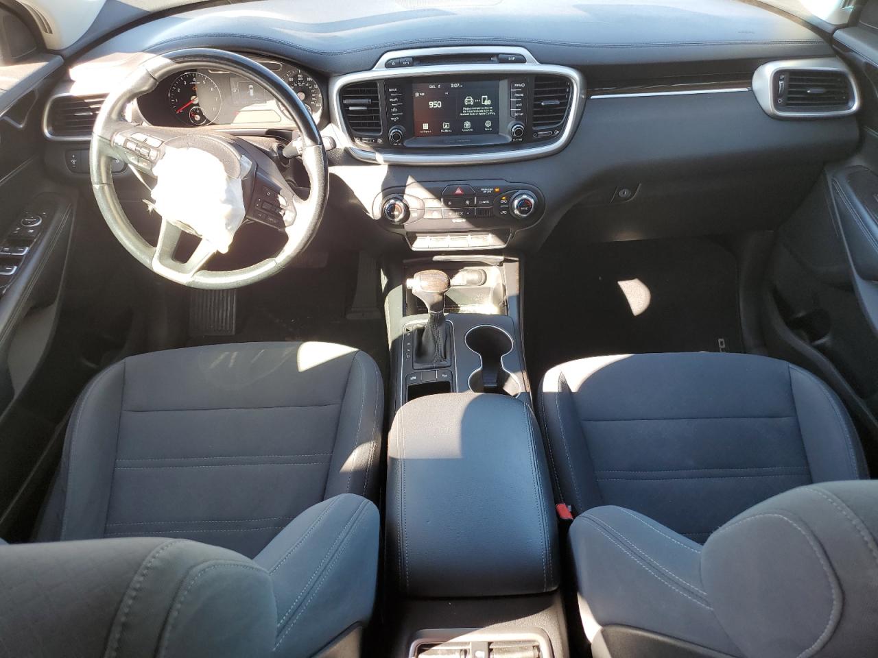 2018 Kia Sorento Lx VIN: 5XYPG4A3XJG413047 Lot: 82176955