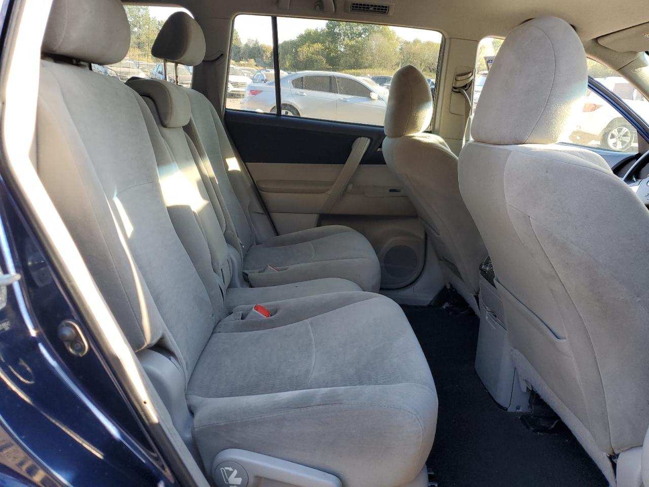 2013 Toyota Highlander Base VIN: 5TDBK3EH9DS199541 Lot: 84467635