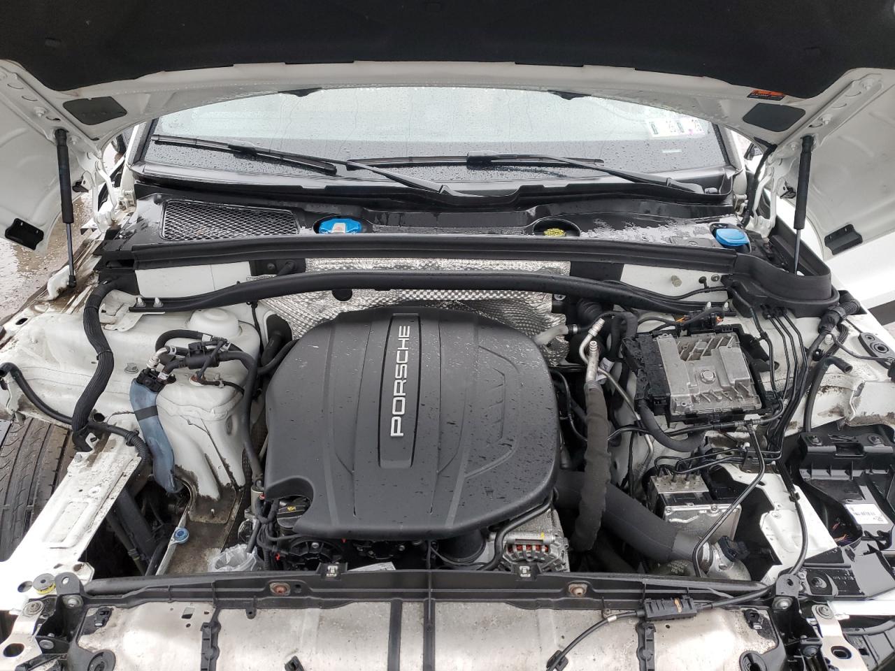 2020 Porsche Macan VIN: WP1AA2A51LLB14338 Lot: 90306075