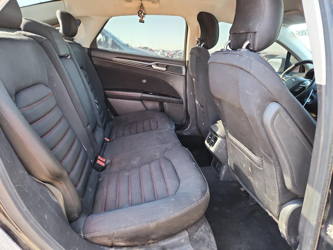 2015 Ford Fusion Se VIN: 3FA6P0H91FR164431 Lot: 81864355