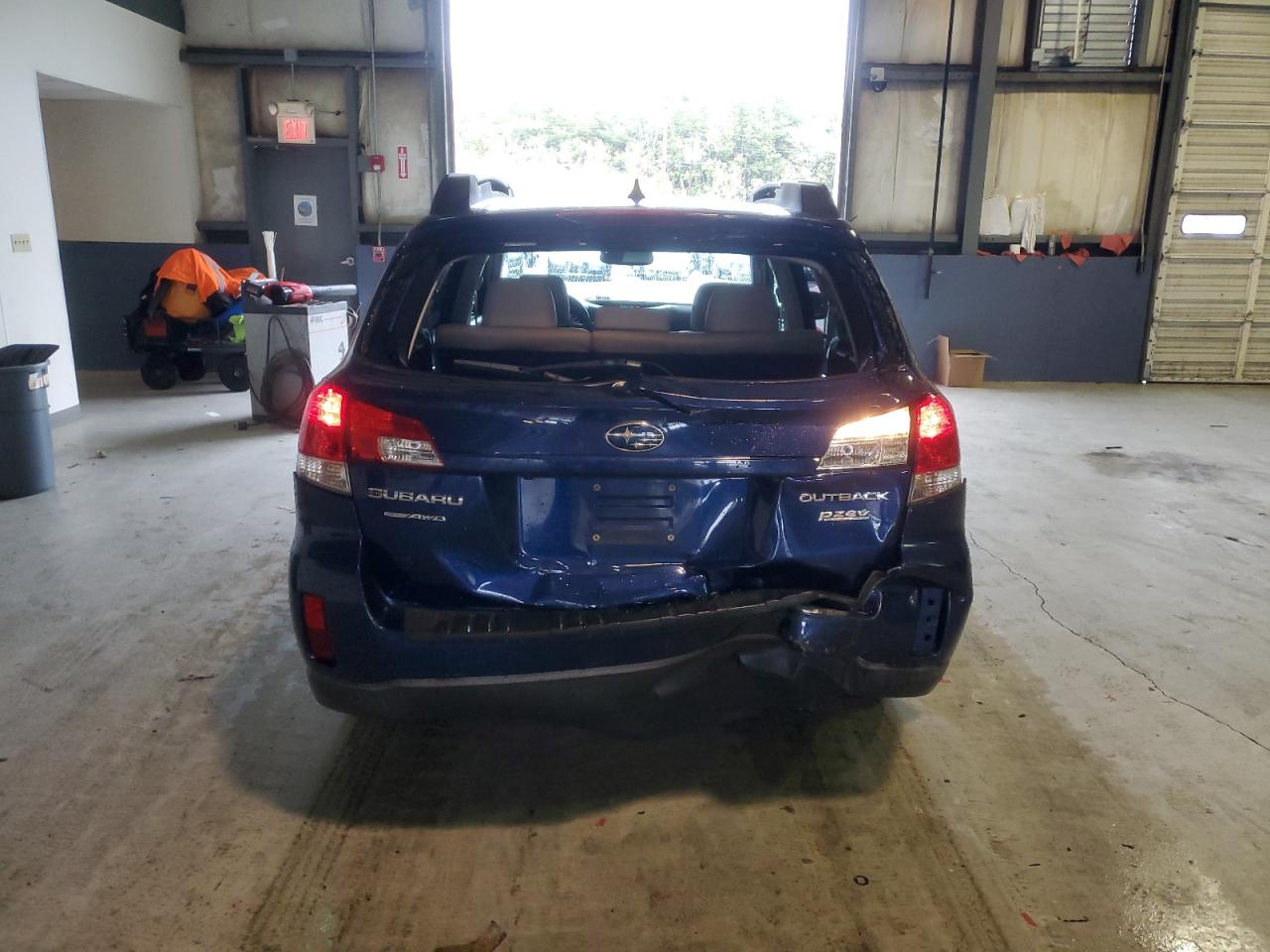 2011 Subaru Outback 2.5I Limited VIN: 4S4BRBKC1B3362191 Lot: 85767325