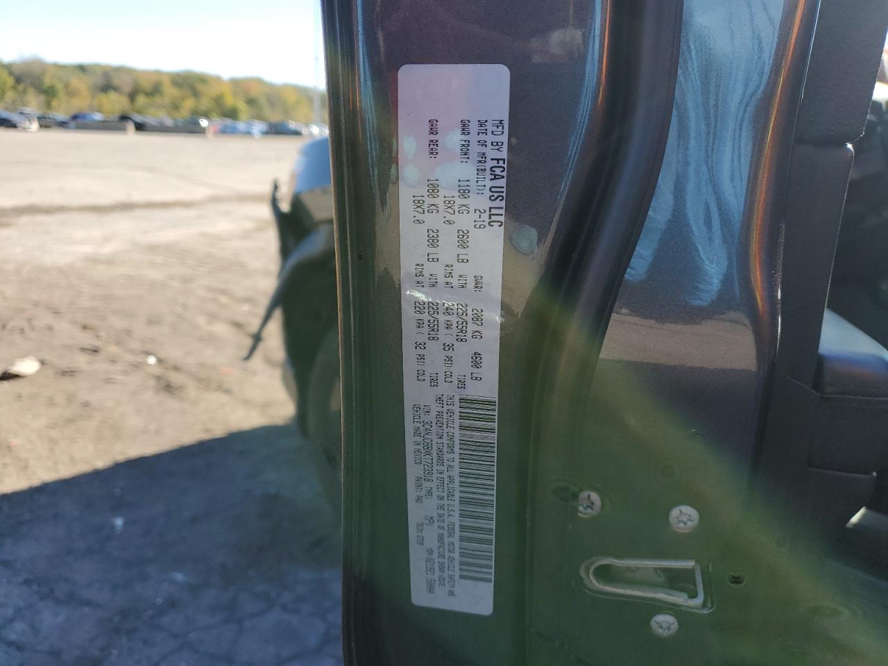 2019 Jeep Compass Latitude VIN: 3C4NJDBBXKT723918 Lot: 82299855