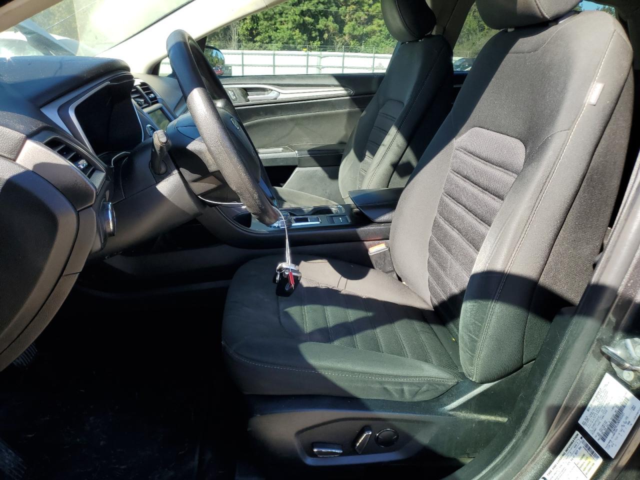 2019 Ford Fusion Se VIN: 3FA6P0LU3KR105421 Lot: 87010715