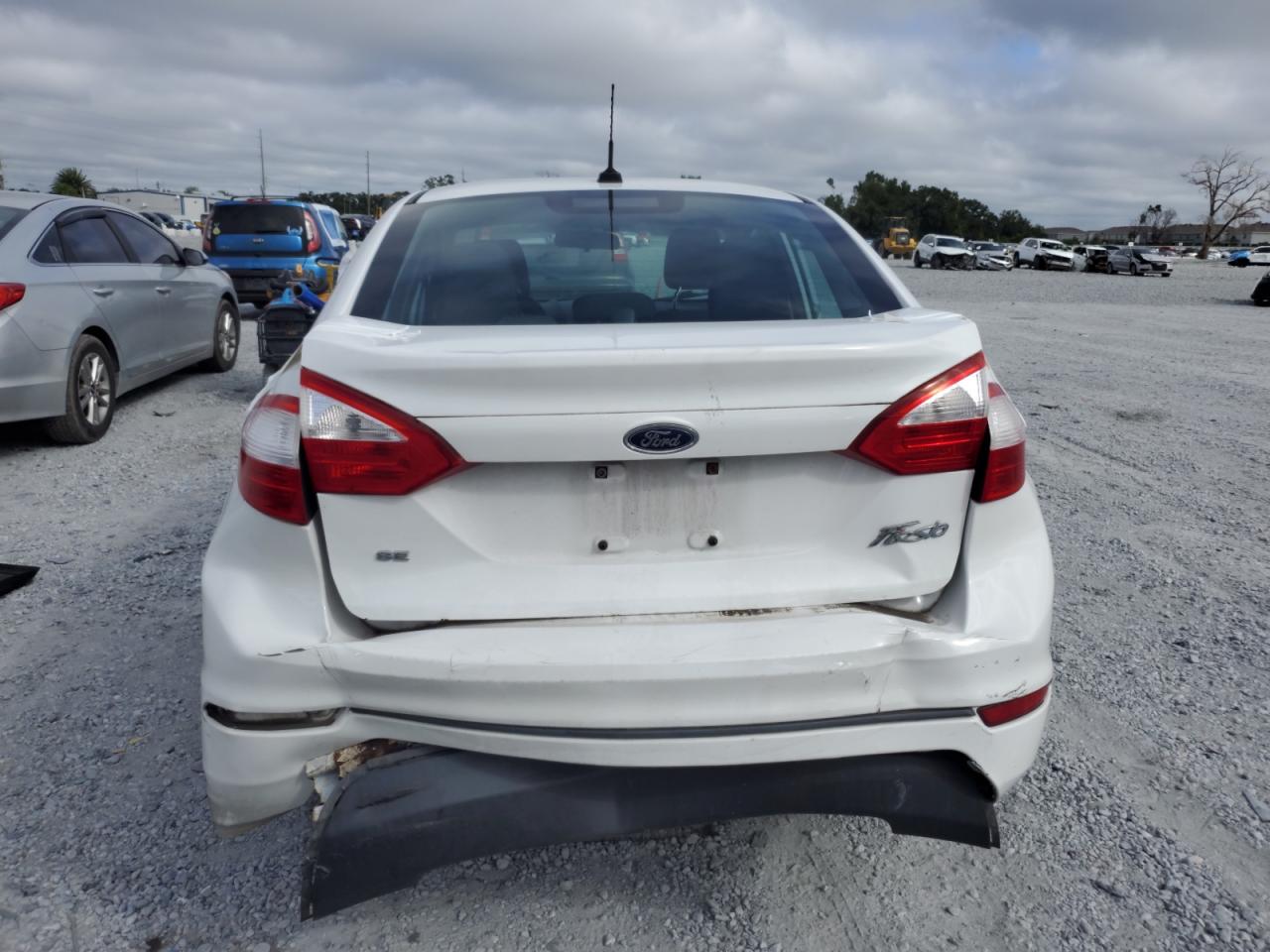 2017 Ford Fiesta Se VIN: 3FADP4BJ6HM144211 Lot: 82401885