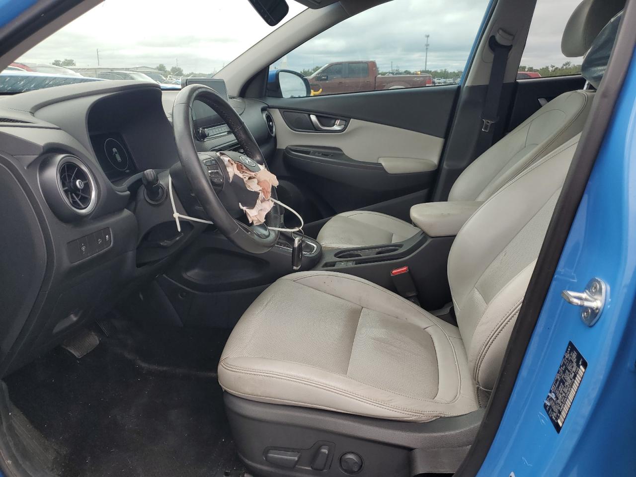 2022 Hyundai Kona Limited VIN: KM8K53A35NU807775 Lot: 82358805