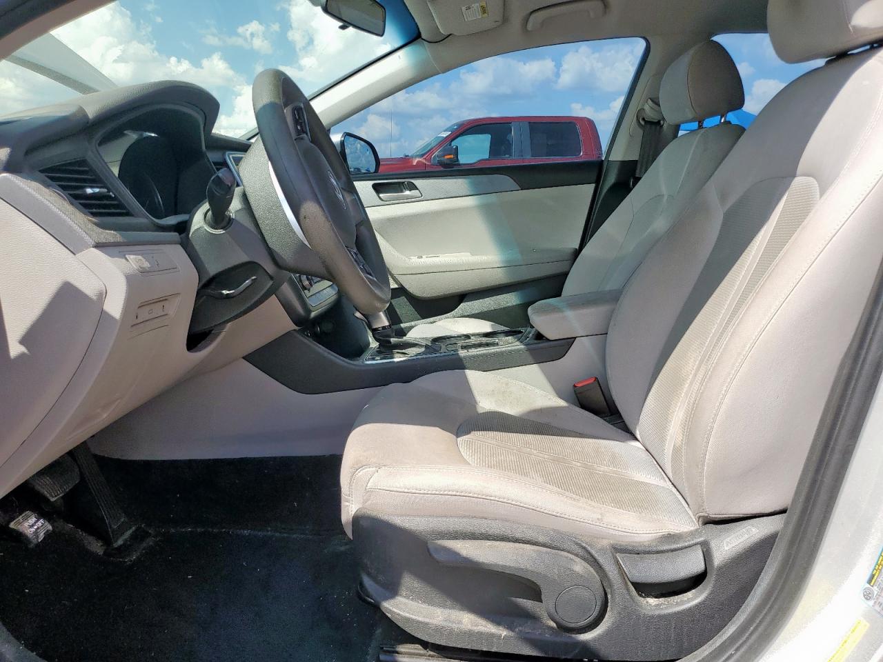 2018 Hyundai Sonata Se VIN: 5NPE24AF5JH681724 Lot: 84891395