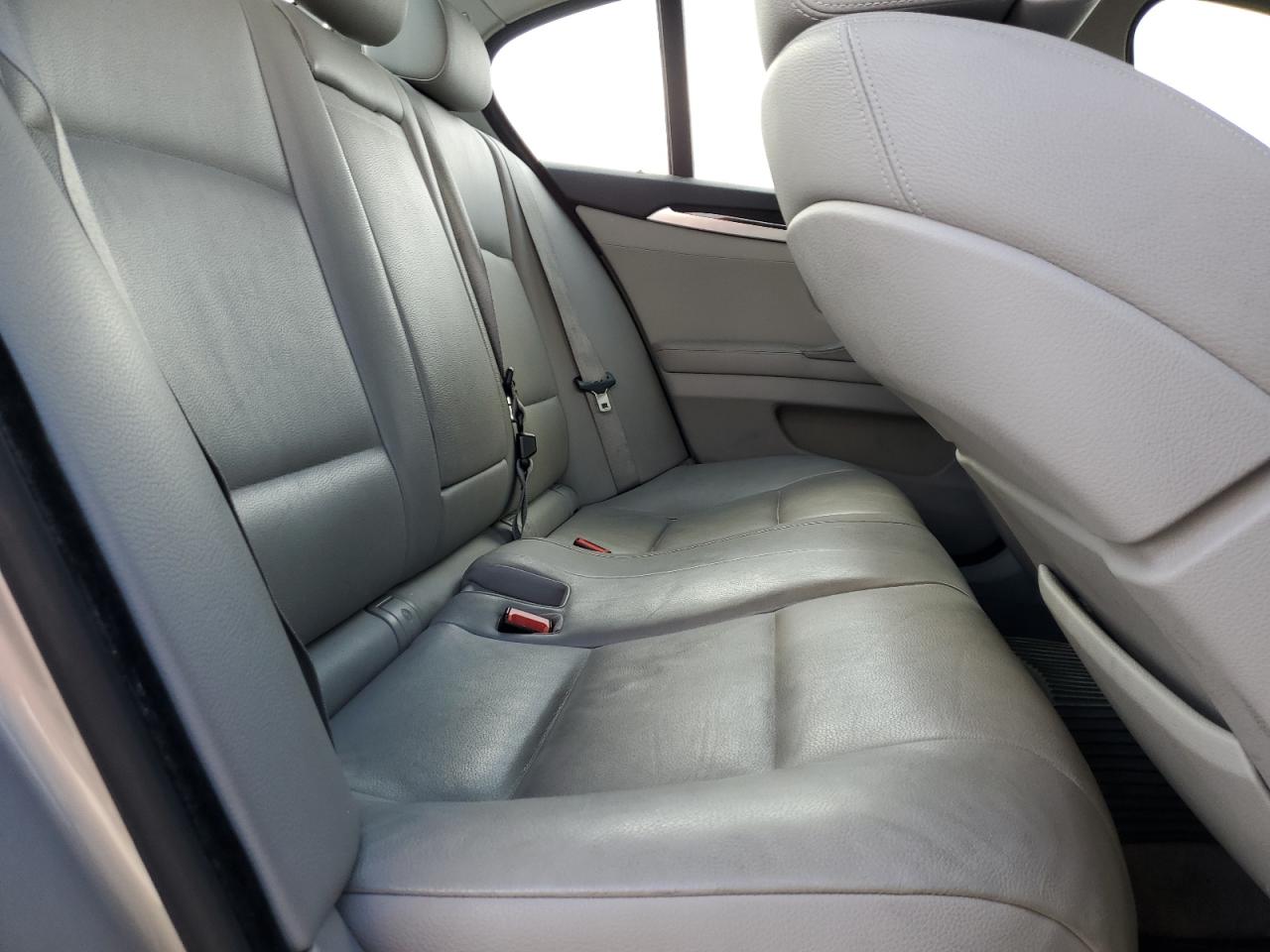 2011 BMW 528 I VIN: WBAFR1C52BC749197 Lot: 86252105