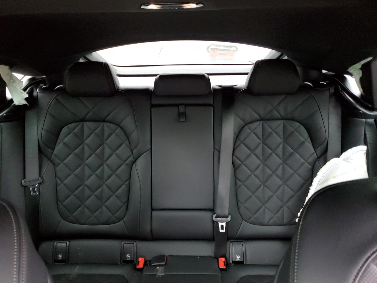 Фото: 5UX33EX09R9S91497