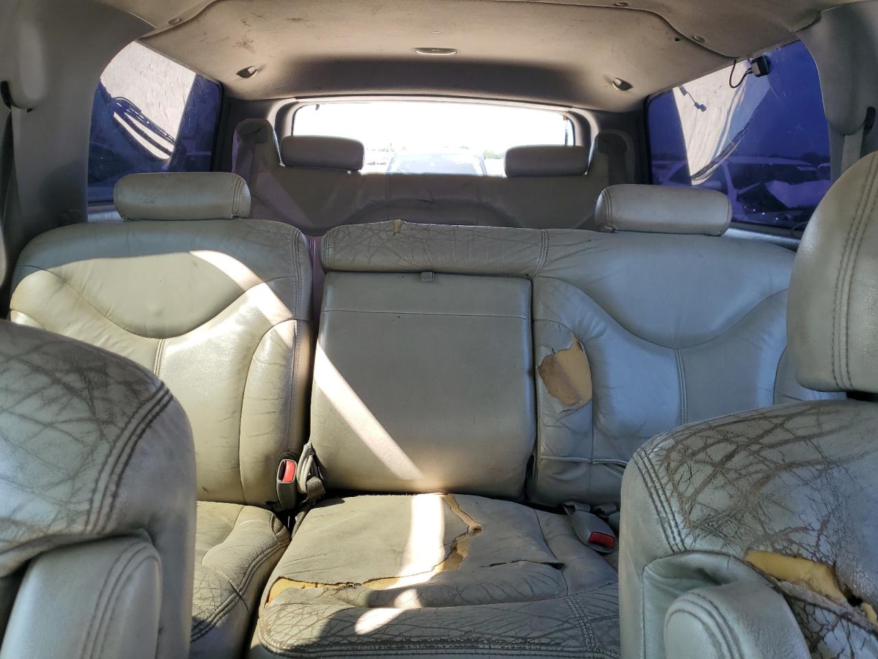 2000 GMC Yukon Xl K1500 VIN: 3GKFK16T3YG159005 Lot: 81383215