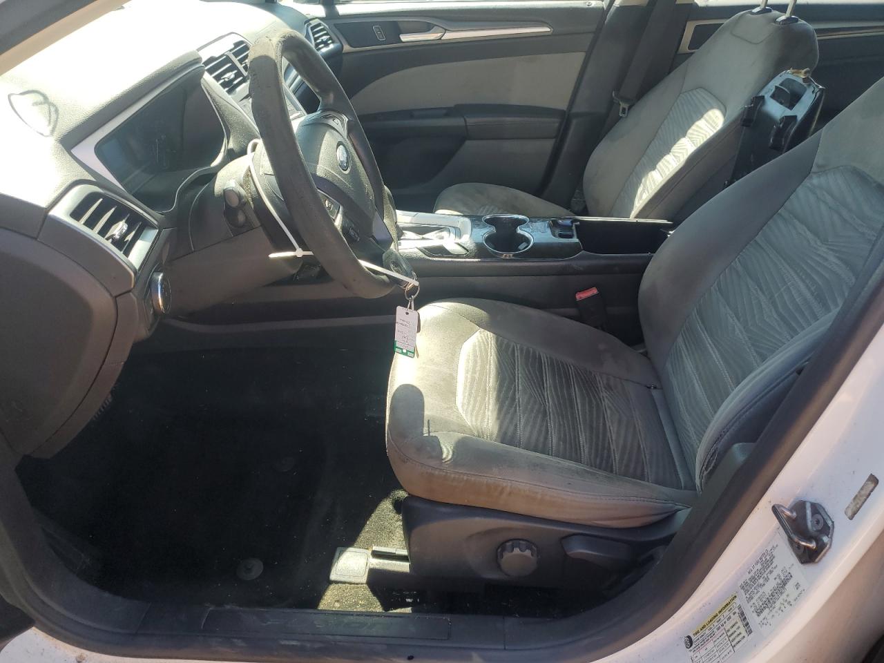 2016 Ford Fusion S VIN: 3FA6P0G75GR109675 Lot: 86499355