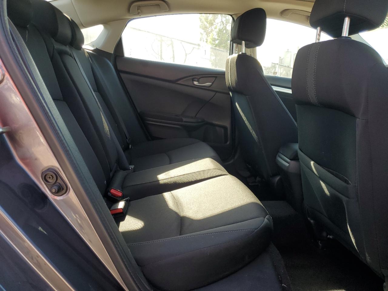 2017 Honda Civic Ex VIN: 19XFC2F77HE047014 Lot: 82208605