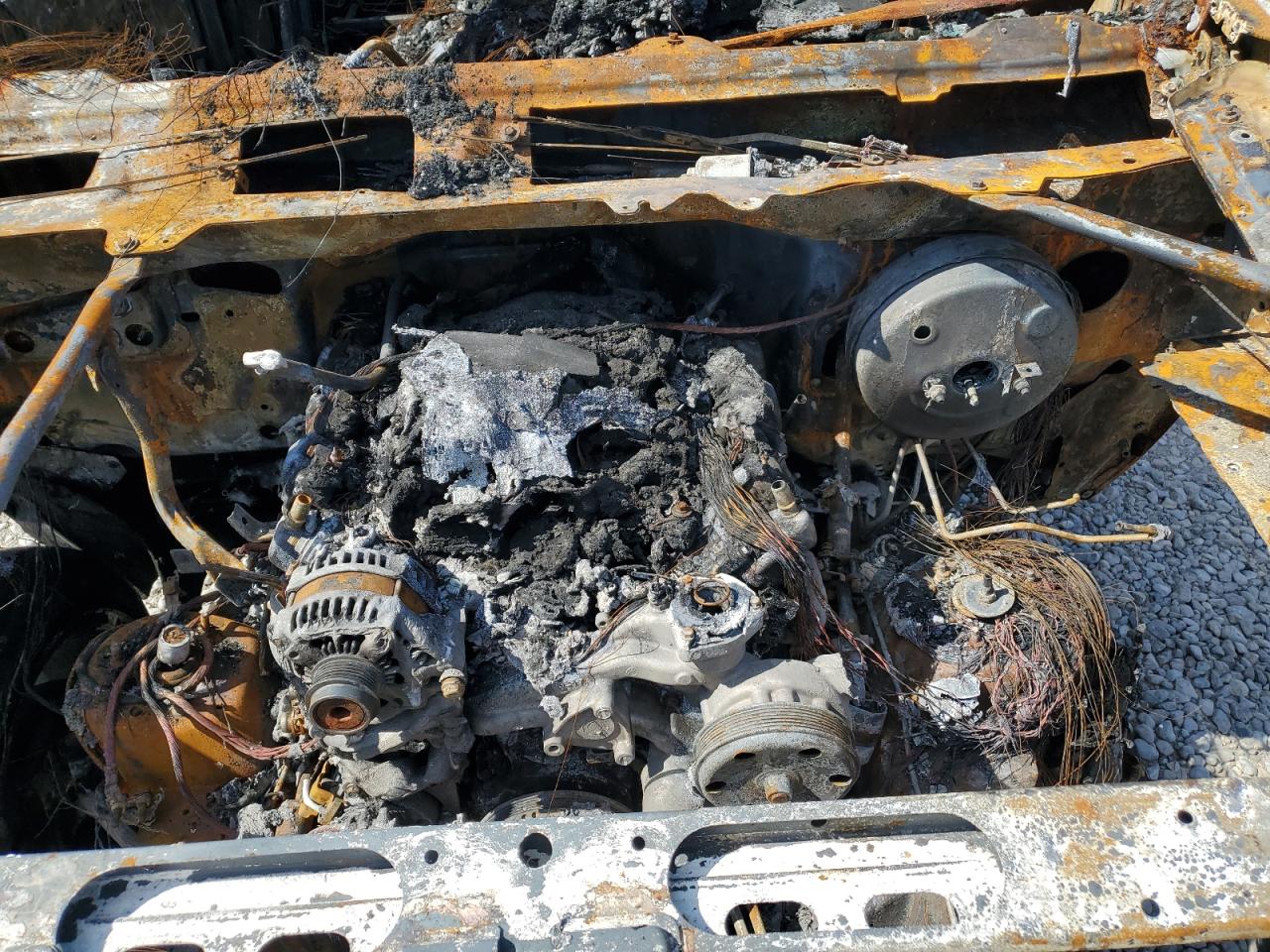 2015 Cadillac Escalade Luxury VIN: 1GYS3BKJ3FR308585 Lot: 86306485