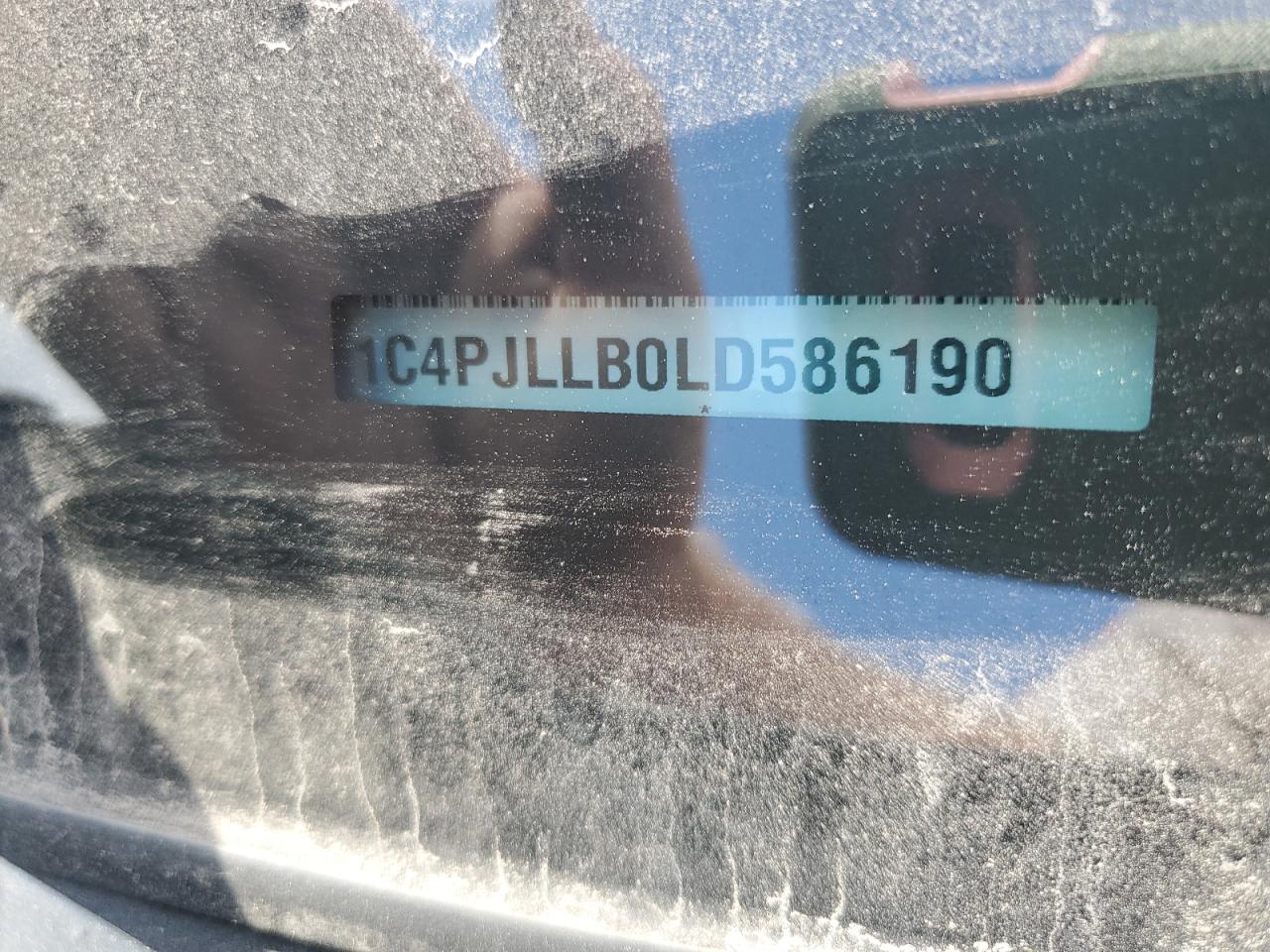 2020 Jeep Cherokee Latitude Plus VIN: 1C4PJLLB0LD586190 Lot: 84571265