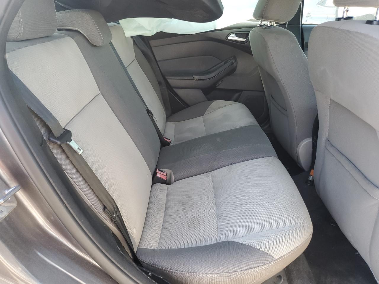 2014 Ford Focus Se VIN: 1FADP3K26EL272819 Lot: 82424165