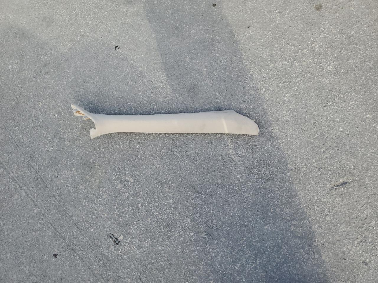 2005 Lincoln Town Car Signature VIN: 1LNHM81W85Y636744 Lot: 86994095