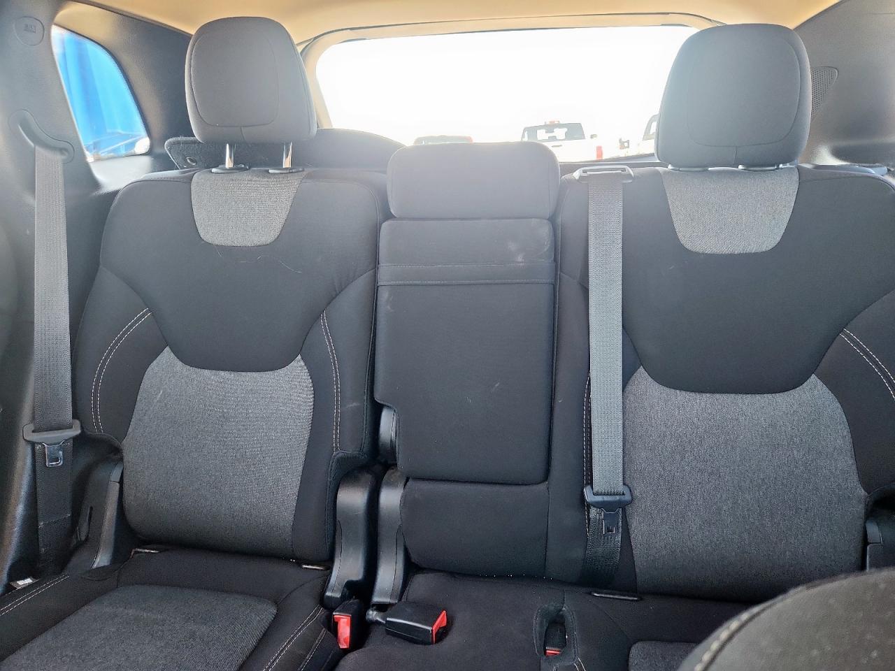 2015 Jeep Cherokee Sport VIN: 1C4PJLAB1FW612372 Lot: 85408555