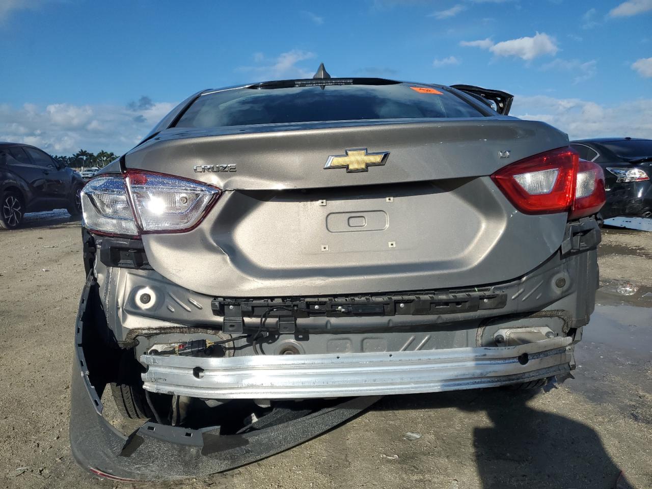 2018 Chevrolet Cruze Lt VIN: 1G1BE5SM0J7186406 Lot: 84804385