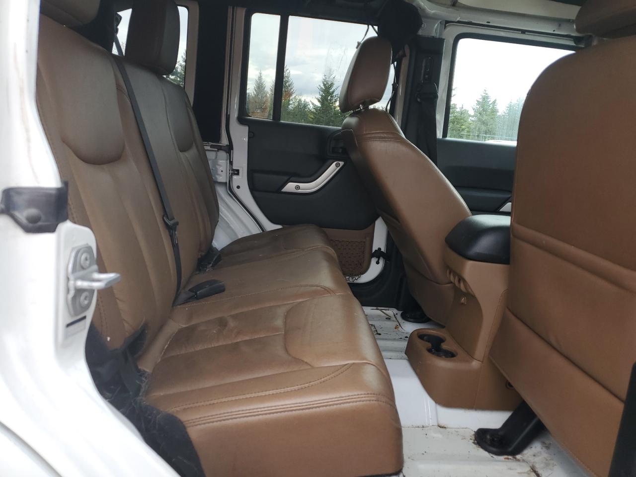 2016 Jeep Wrangler Unlimited Sahara VIN: 1C4BJWEG3GL156122 Lot: 86220365