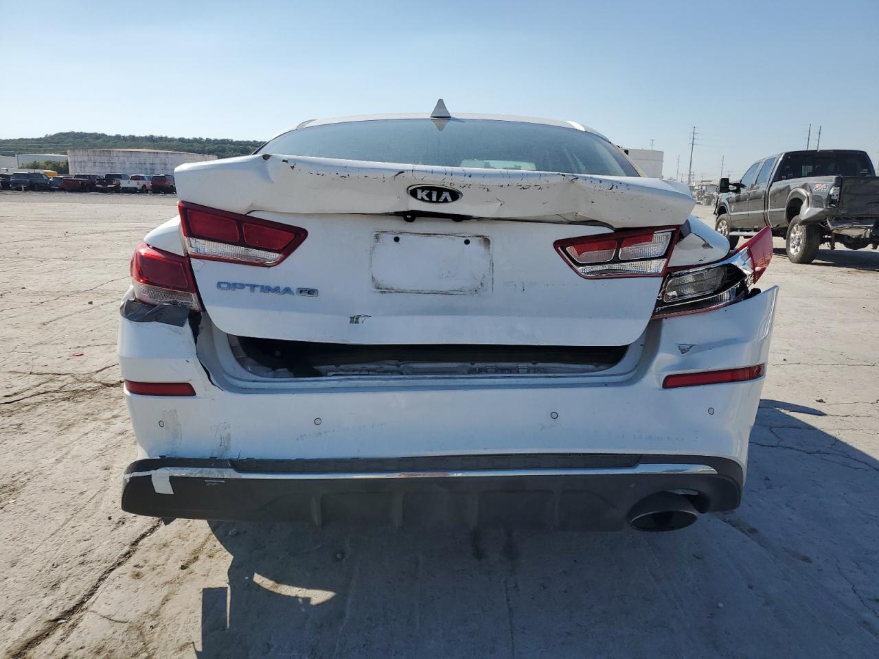 2019 Kia Optima Lx VIN: 5XXGT4L35KG301058 Lot: 82430255