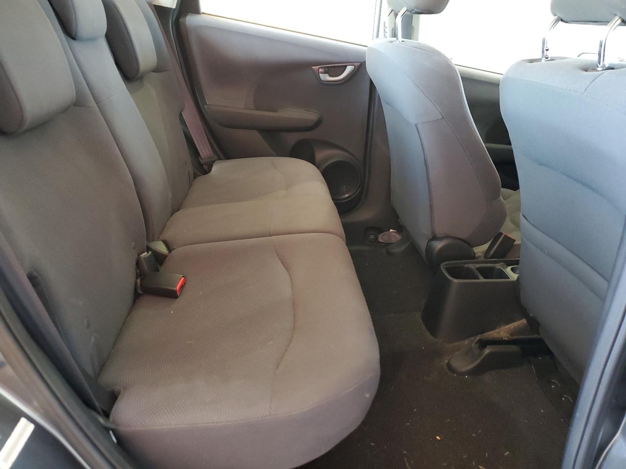 2013 Honda Fit VIN: JHMGE8H32DC083379 Lot: 85832315